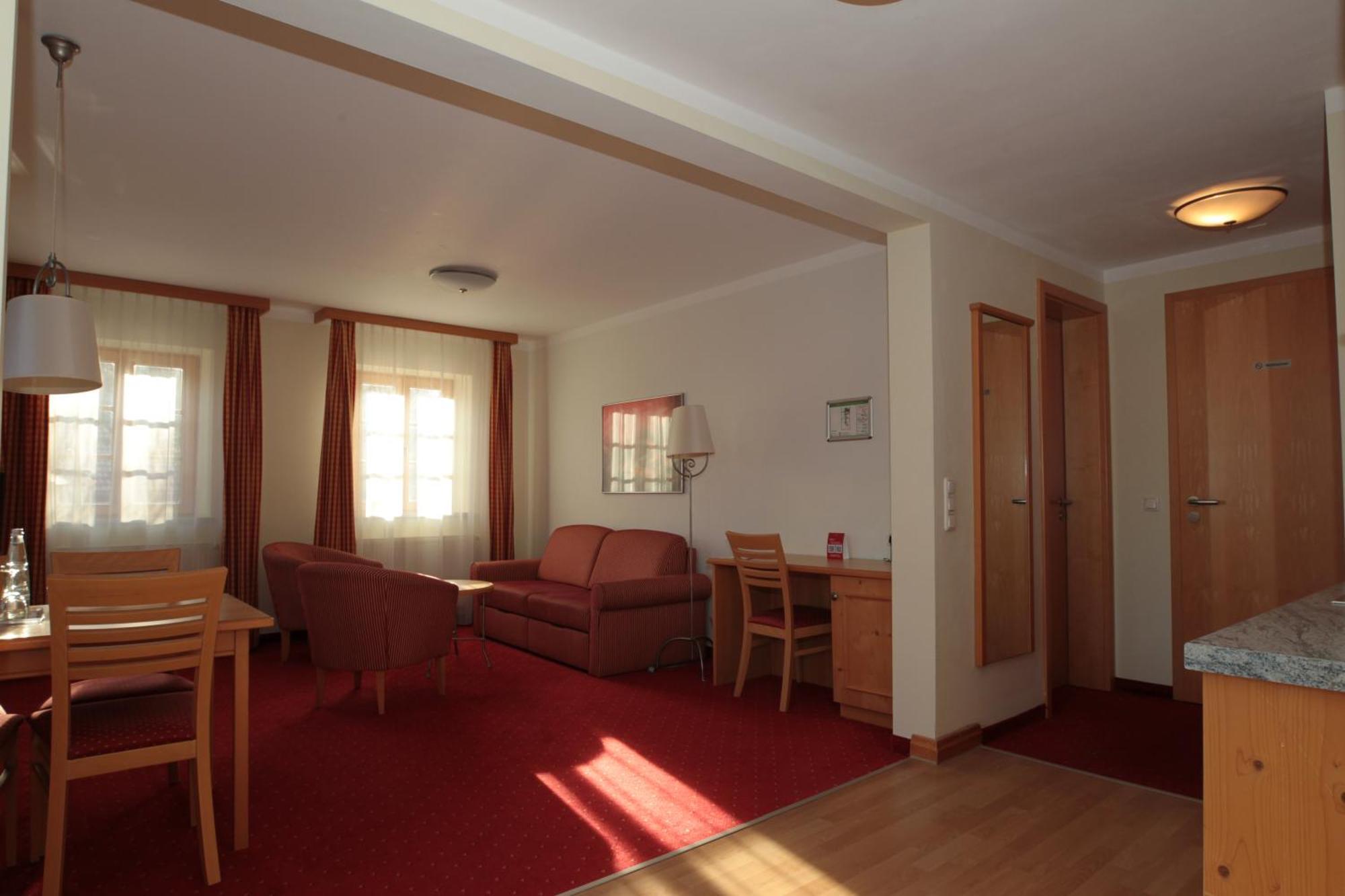 Landgasthof Drei Rosen Bernried am Starnberger See Buitenkant foto