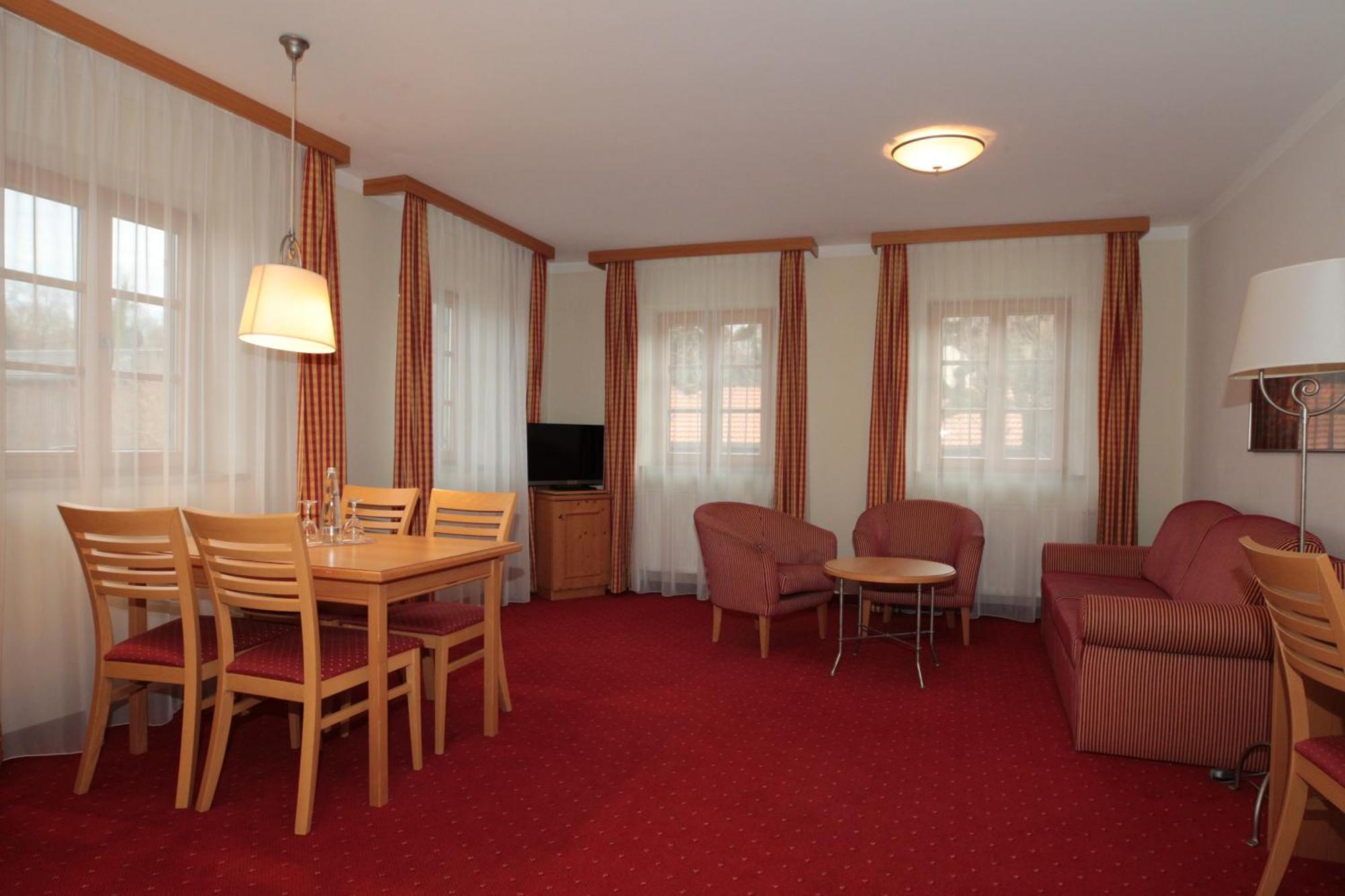 Landgasthof Drei Rosen Bernried am Starnberger See Buitenkant foto