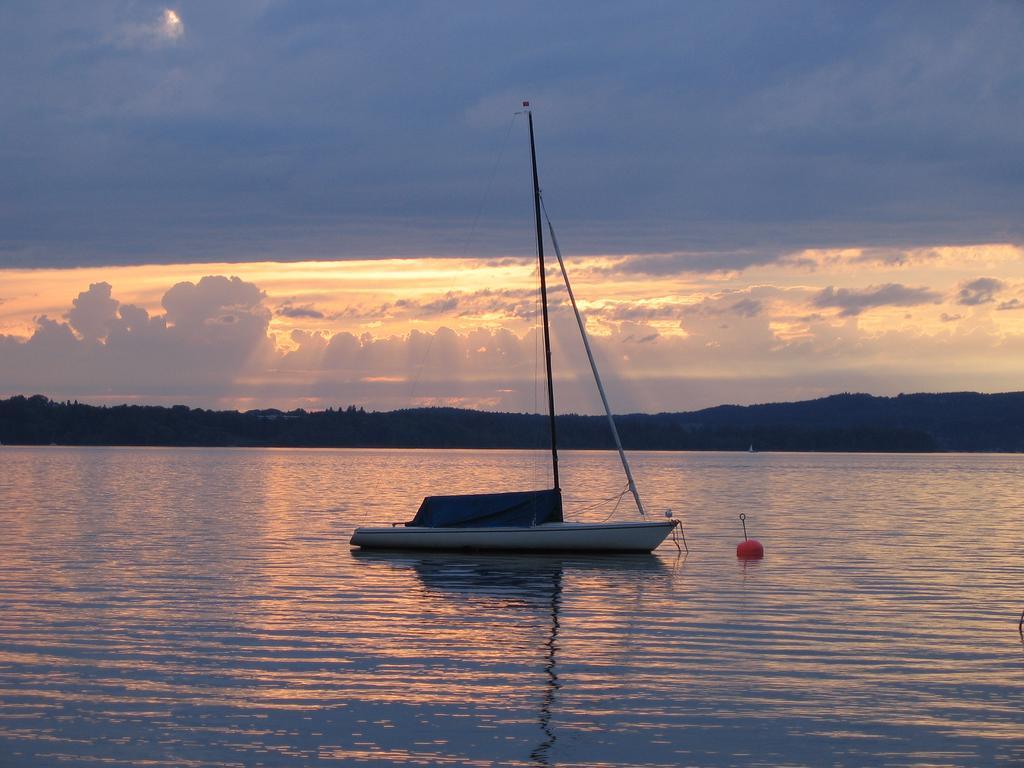 Landgasthof Drei Rosen Bernried am Starnberger See Buitenkant foto